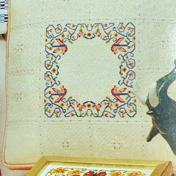 Graph Menagerie Gail Re's Best Borders Cross Stitch Pattern Fruit, Animals, Iris - Picture 8 of 8